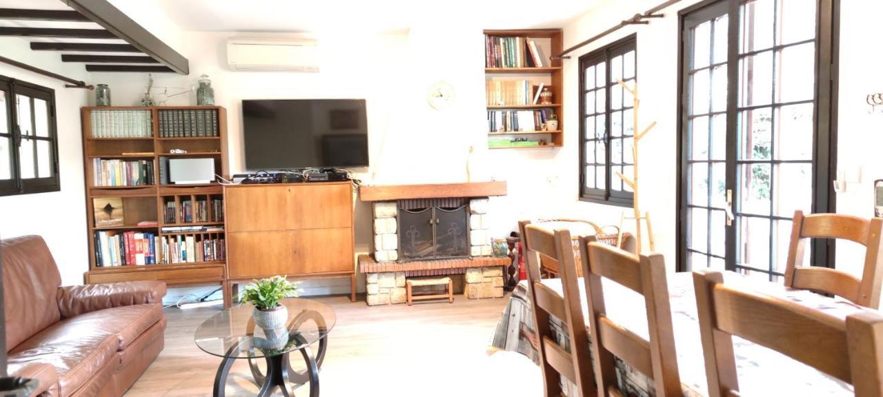 Chalet Les Falaises Saint-Leonard  ภายนอก รูปภาพ